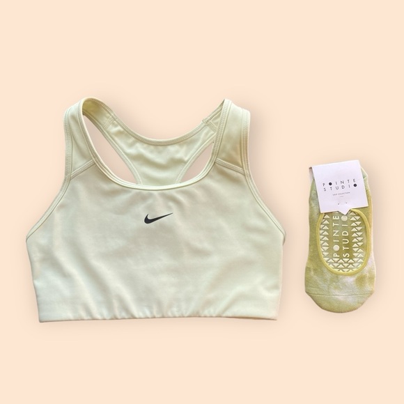 Nike Top & Pointe Studio Yoga Sox NWT Light Mint Size S Excellent Condition! - Picture 7 of 9